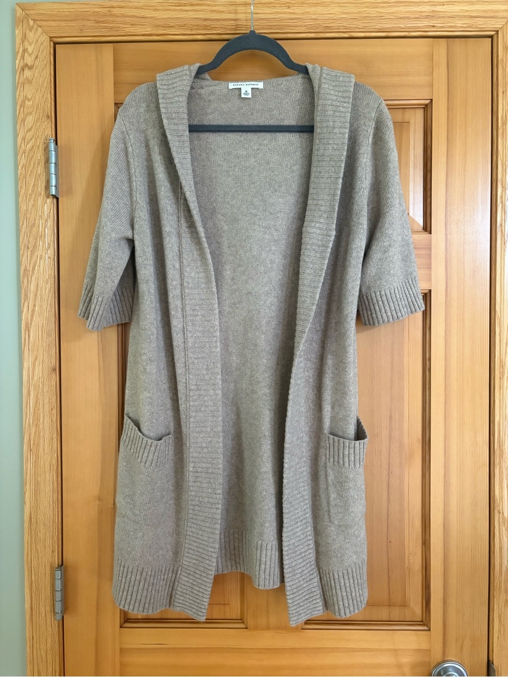 Caslon Open-Front Short Sleeve Cardigan Sweater in oatmeal